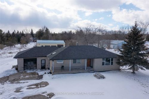 30 Queen St, Morriston, ON, N0B2C0 | Card Image
