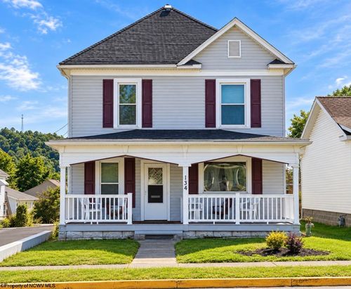 134 Pennsylvania Ave, Nutter Fort, WV, 26301-4516 | Card Image