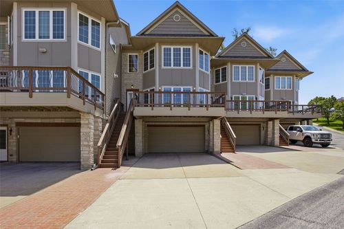 3-235 Holiday Rd, Coralville, IA, 52241-1482 | Card Image