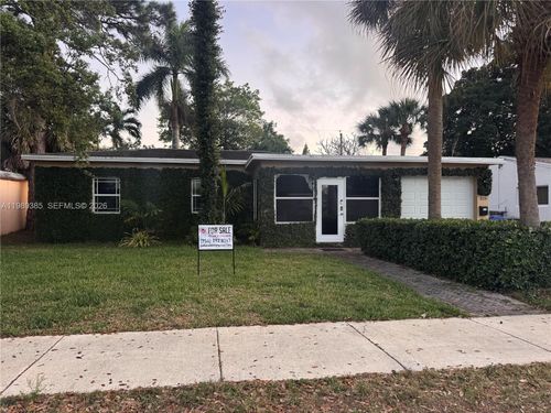 820 Sw 26th St, Fort Lauderdale, FL, 33315-2630 | Card Image