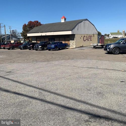 2801 Lincoln Hwy E, RONKS, PA, 17572-9608 | Card Image
