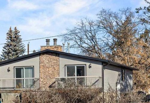 7006A Bowness Rd Nw, Calgary, AB, T3B0G4 | Card Image
