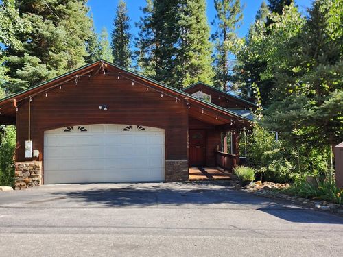 10694 Laurelwood Dr, Truckee, CA, 96161-2508 | Card Image