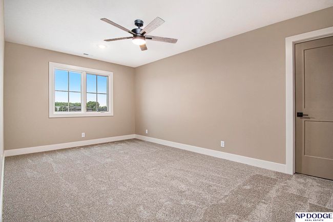 3301 S 212 Th St, House other with 4 bedrooms, 4 bathrooms and 3 parking in Elkhorn NE | Image 25
