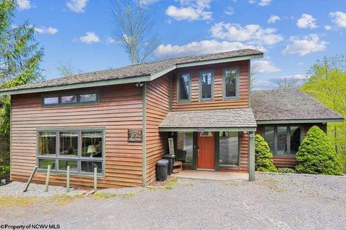 303 Slopeside Road, Davis, WV, 26260 | Card Image