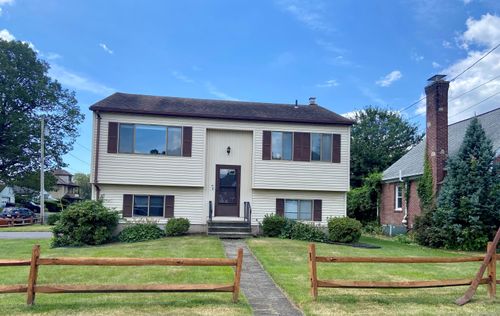 25 Wallace St, Shelton, CT, 06484-4432 | Card Image