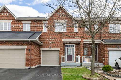 202 Waymark Cres, Kanata, ON, K2M0A6 | Card Image