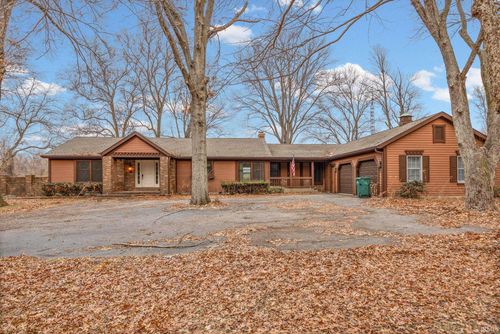 100 Pineview Ln, Lafayette, IN, 47905-8464 | Card Image