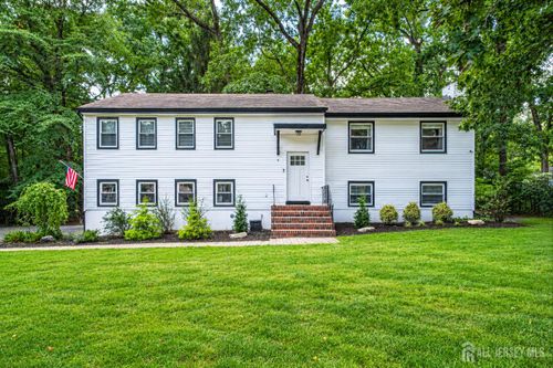 4 Bunker Hill Run, East Brunswick, NJ, 08816-3316 | Card Image