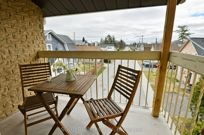 301 - 190 Elgin St W, Condo with 2 bedrooms, 1 bathrooms and 1 parking in Arnprior ON | Image 9