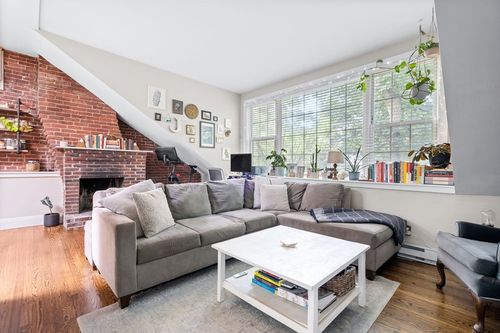 5-46 E Springfield, Boston, MA, 02118 | Card Image