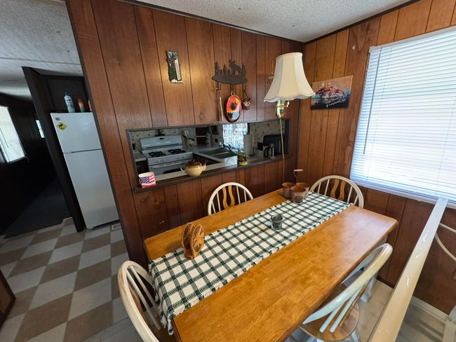 Dining area | Image 13