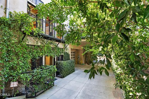 68 E Montecito Ave, Sierra Madre, CA, 91024-1922 | Card Image