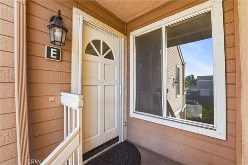 10345 W Briar Oaks Dr, Stanton, CA, 90680-4232 | Card Image