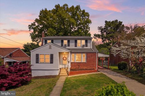 5018 Edgewood Rd, COLLEGE PARK, MD, 20740-4604 | Card Image