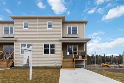 6 Berm St, Halifax, NS, B3R0H2 | Card Image