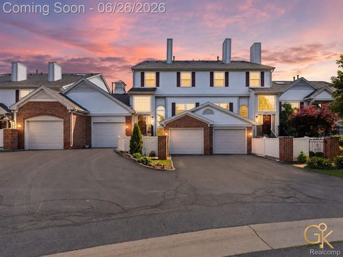 49613 Draper Cir, Plymouth, MI, 48170-6432 | Card Image