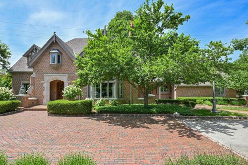 2005 Derrin Lane, Brookfield, WI, 53045 | Card Image