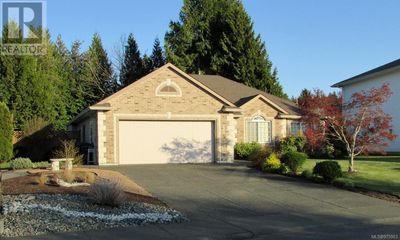 1832 Mallard Dr, House other with 3 bedrooms, 2 bathrooms and 2 parking in Courtenay BC | Image 1