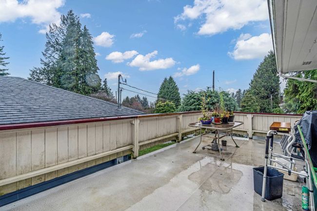 373 Seaforth Crescent, House other with 3 bedrooms, 1 bathrooms and 5 parking in Coquitlam BC | Image 34