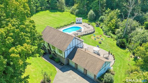 37 Tunnel Rd, Newtown, CT, 06470-1241 | Card Image
