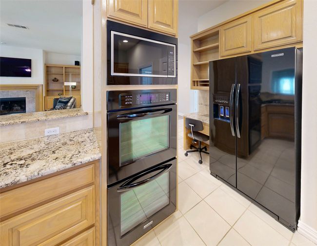 Kitchen view 4 - double ovens and workstation | Image 16