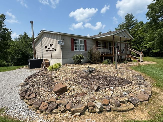 108 Hawn Dr, House other with 3 bedrooms, 2 bathrooms and null parking in Crab Orchard TN | Image 4