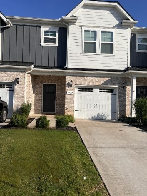 5727 Dockside Dr, Rockvale, TN, 37153-1001 | Card Image