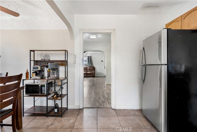 614 N Spring Ave, House other with 2 bedrooms, 1 bathrooms and 1 parking in Compton CA | Image 16