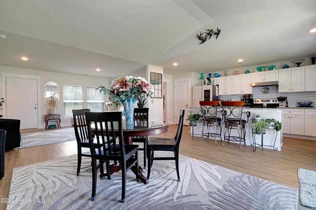 870 Pine Needles Rd, House other with 3 bedrooms, 2 bathrooms and 2 parking in Boiling Spring Lakes NC | Image 16