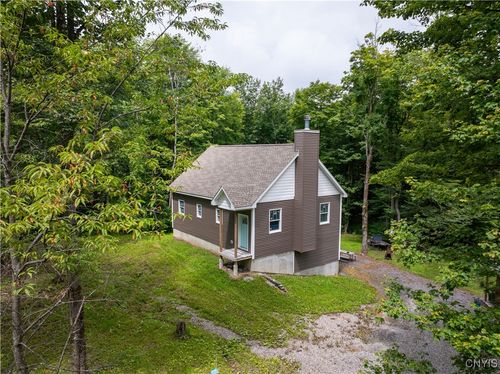 369 Twin Ponds Dr, Herkimer, NY, 13350-3203 | Card Image