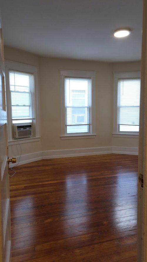 2-11 Dean Pl, Poughkeepsie, NY, 12601-4505 | Card Image