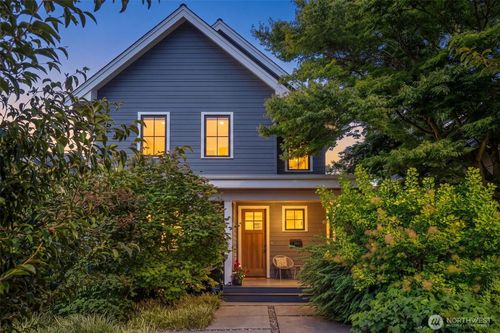 2910 9th Avenue W, Seattle, WA, 98119 | Card Image