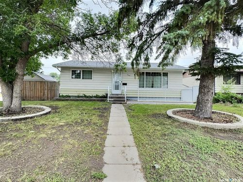 264 Duncan Rd, Estevan, SK, S4A0A4 | Card Image