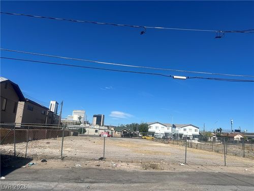 310 N 9th St, Las Vegas, NV, 89101-4584 | Card Image