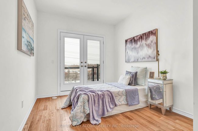 87 Inverary Cres, House attached with 3 bedrooms, 3 bathrooms and 1 parking in Vaughan ON | Image 24