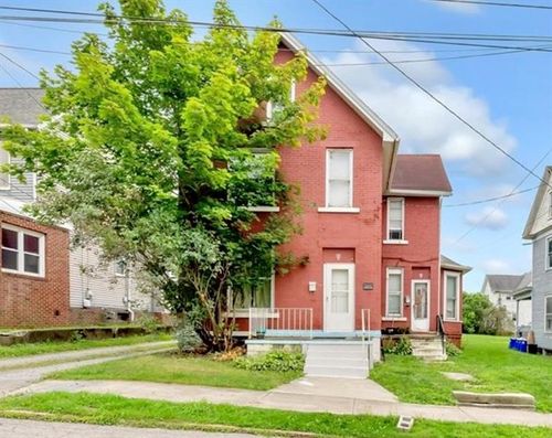 606 Court St, New Castle, PA, 16101-3502 | Card Image