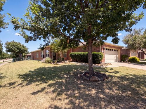 7886 Whirlwind Dr, Frisco, TX, 75036-6560 | Card Image