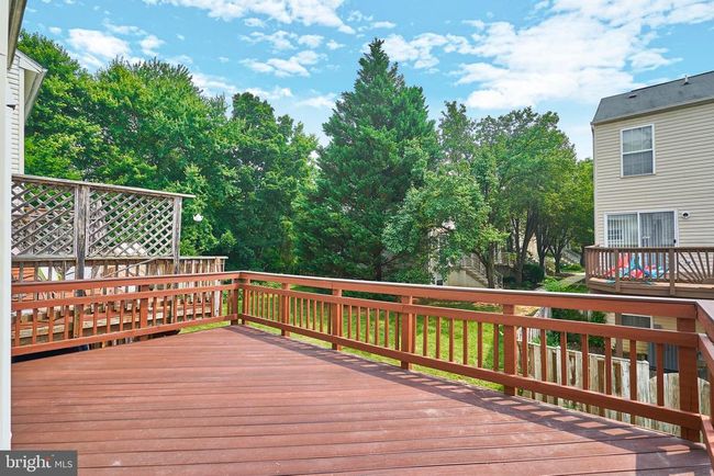 6362 Dakine Cir, Townhouse with 3 bedrooms, 4 bathrooms and null parking in SPRINGFIELD VA | Image 29