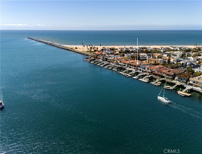 2258 Channel Rd, House other with 7 bedrooms, 9 bathrooms and 3 parking in Newport Beach CA | Image 53