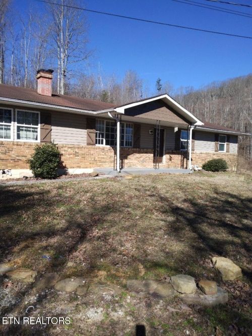 1359 Ditney Trl, Pioneer, TN, 37847-2425 | Card Image