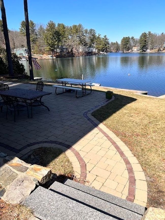75 Hunter Ave, House other with 3 bedrooms, 3 bathrooms and 7 parking in Hudson MA | Image 18