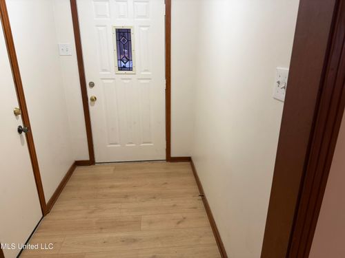 1360 Brinkley Dr, Jackson, MS, 39213-4804 | Card Image