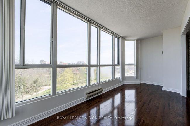 404 - 145 Hillcrest Ave, Condo with 3 bedrooms, 2 bathrooms and null parking in Mississauga ON | Image 14