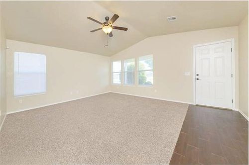 136 Rob Ln, Edmond, OK, 73003-5786 | Card Image