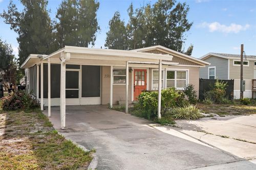 5511 3rd St W, BRADENTON, FL, 34207-3806 | Card Image