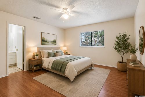 8142 Manderly Pl, Converse, TX, 78109-3208 | Card Image