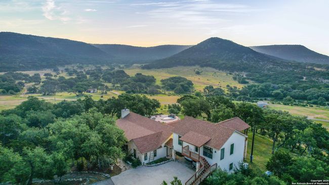 1401 Cedar Mesa Rd, Home with 3 bedrooms, 2 bathrooms and null parking in Tarpley TX | Image 36