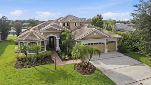 6915 Honeysuckle Trl, LAKEWOOD RANCH, FL, 34202-2926 | Card Image