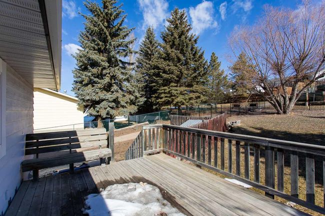 103 Westview Dr, House other with 5 bedrooms, 3 bathrooms and 4 parking in Sylvan Lake AB | Image 8